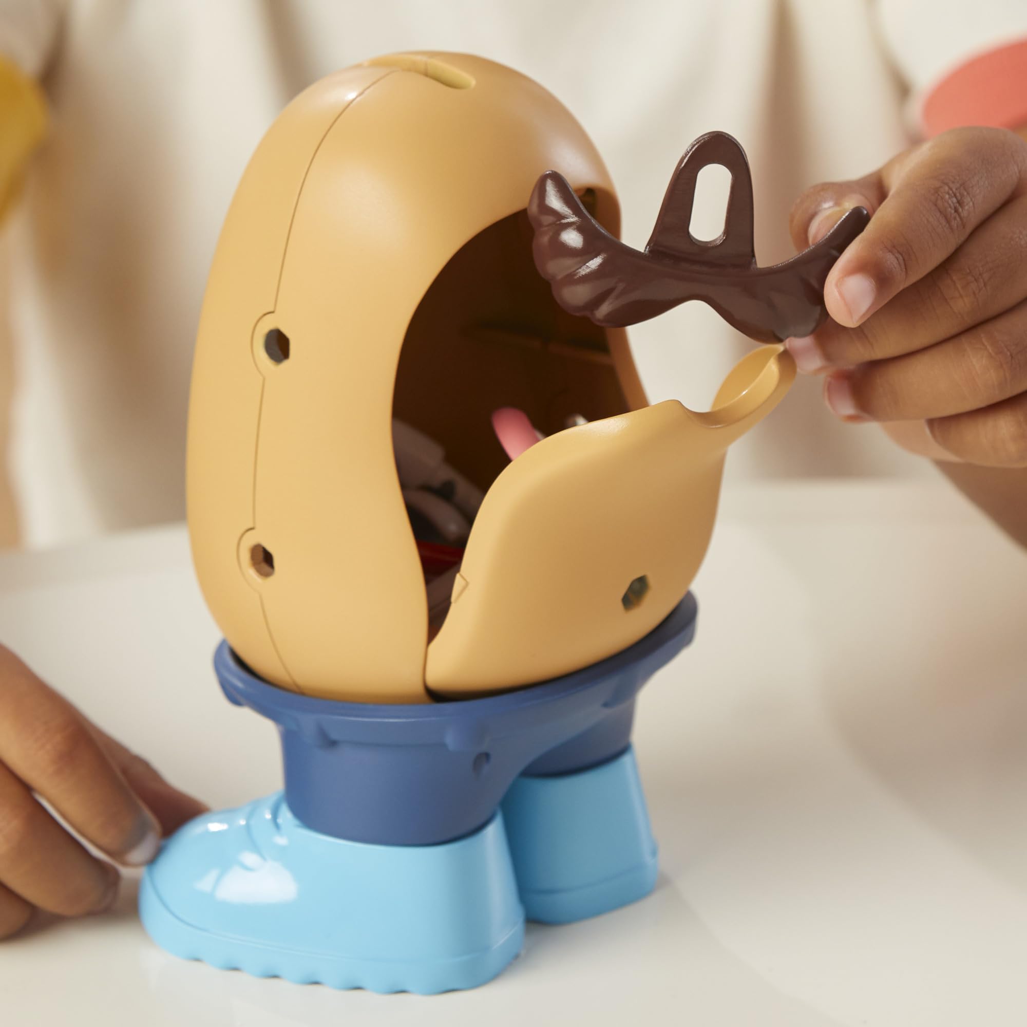 Mr. Potato Head Mr. Potato Head Set with 13 Parts and Pieces, Toddler and Preschool Toys for 2 Year Old Boys and Girls and Up
